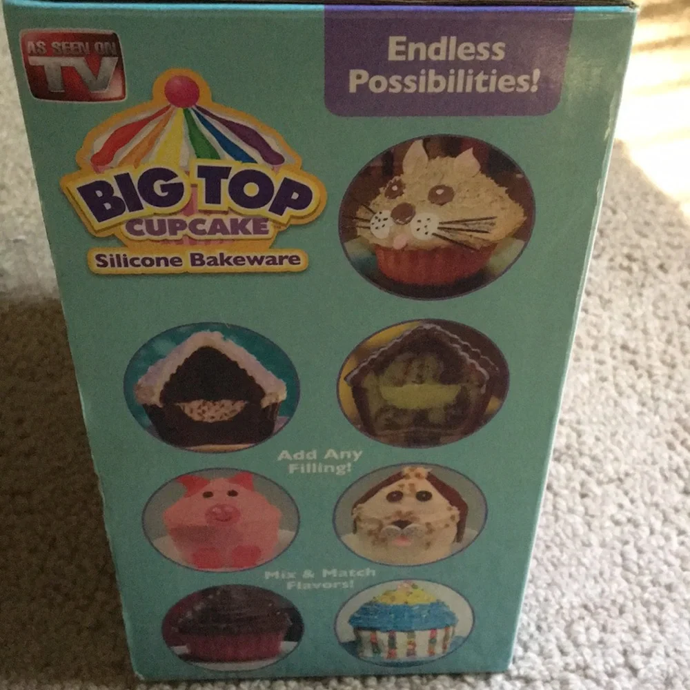 Big top cupcake silicone bakeware